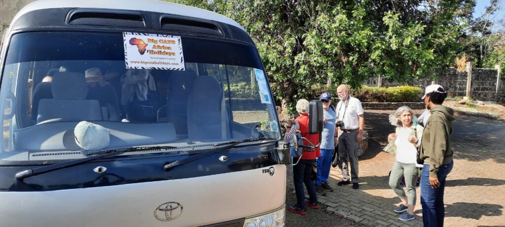 Tour bus near Lake Victoria cruise boarding area